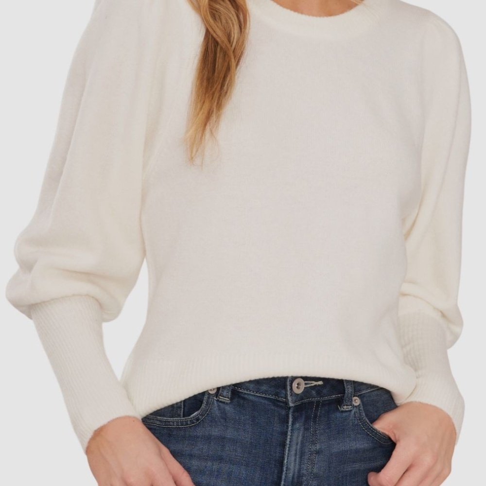NWT CeCe Puff Sleeve White Sweater